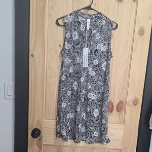 Scarlett Black and White Floral Dress